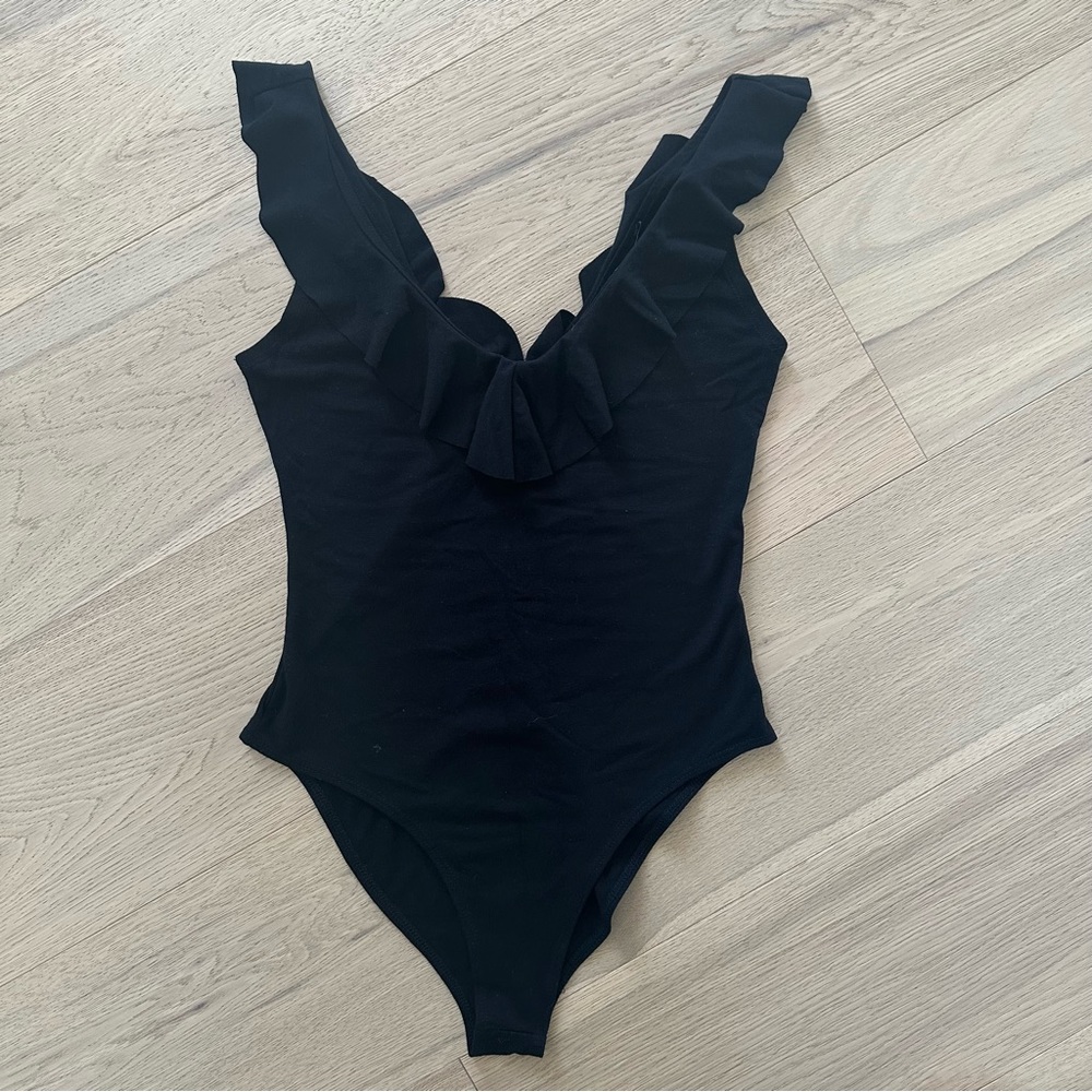 FOREVER 21 Ruffle Bodysuit